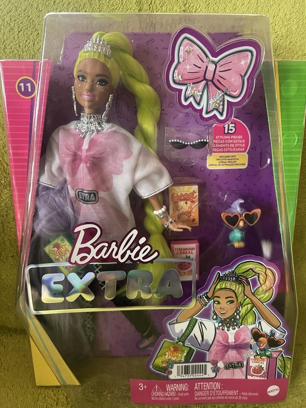 2021 Mattel Barbie Extra Doll #11 Neon Hair, Pet Parrot NIB Star Makeup #HDJ44