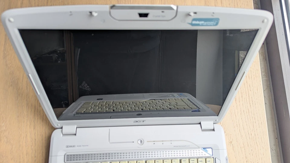 Acer 5920g Laptop Notebook 15" mit 250gb HDD, 2x2 GB RAM, mit Ladegerät  - Bild 2 von 4