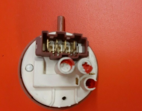 Waschmaschine INDESIT WIXL143 UK Druckschalter