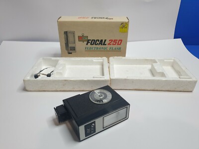Focal 250 Electronic Flash - Boxed