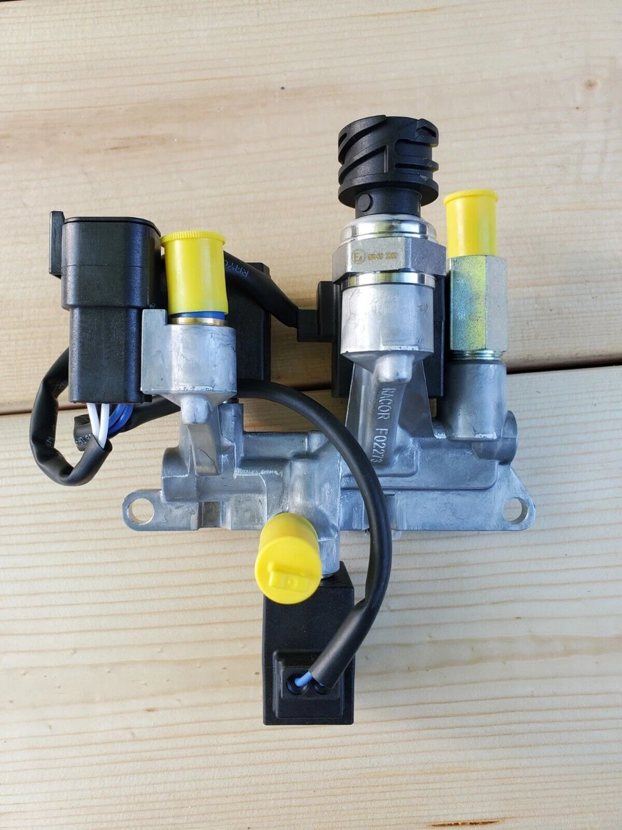 Fuel Filter Dosing Module 23099630 For VOLVO D13 USA | eBay