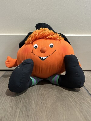   VINTAGE 1982 HALLMARK PUMPKIN WITCH BEAN BAG HALLOWEEN PLUSH TOY DOLL  