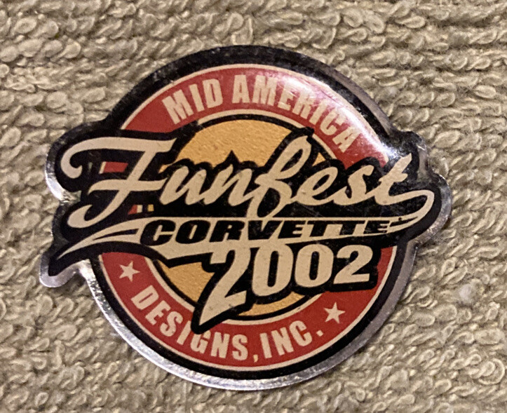 Mid-America Funfest Corvette 2002 souvenir Clutch back pin