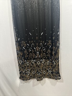 【Mac Duggal】ブラック ティアード ガウン Vネックティアードラッフルガウン - Mac Duggal