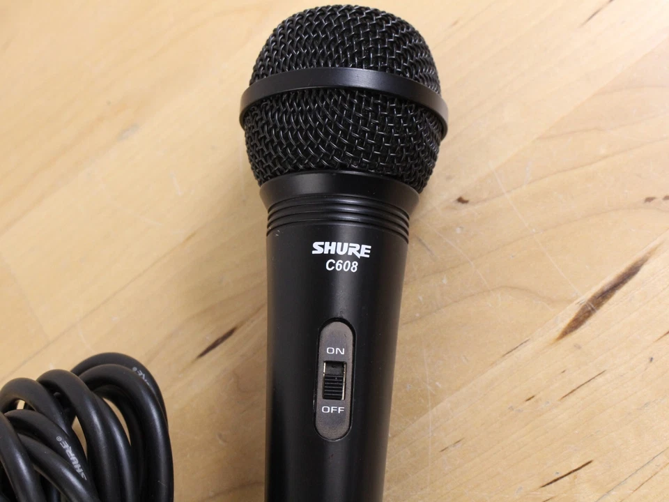 Vtg SHURE C608 Unidirectional Cardioid Dynamic Microphone w/ XLR to 1/8" Cable - Image 2 of 4
