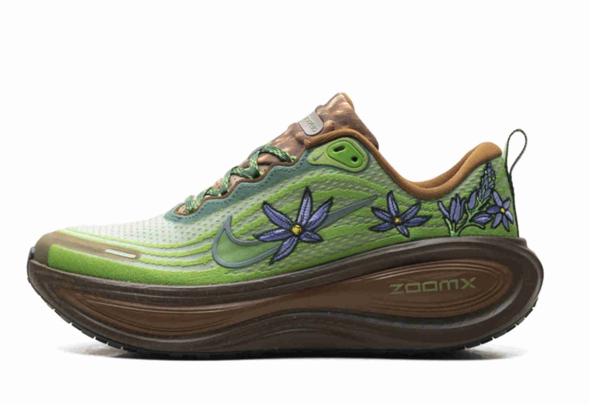 【再値下げ！】【NIKE】VOMERO PLUS✴︎新品26.5cm ✴︎おまけ付 Nike Vomero Plus Doernbecher 2026 IO7687-921 Women Size | eBay