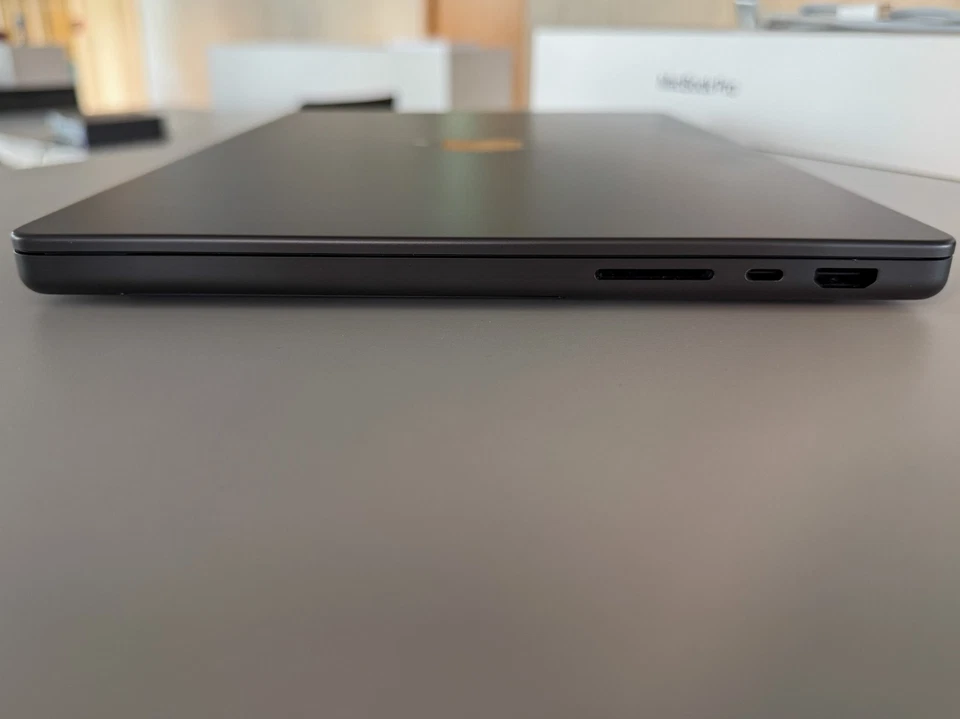 Apple MacBook Pro 14" M4 Pro · 24GB · 1TB, photo 4 sur 5