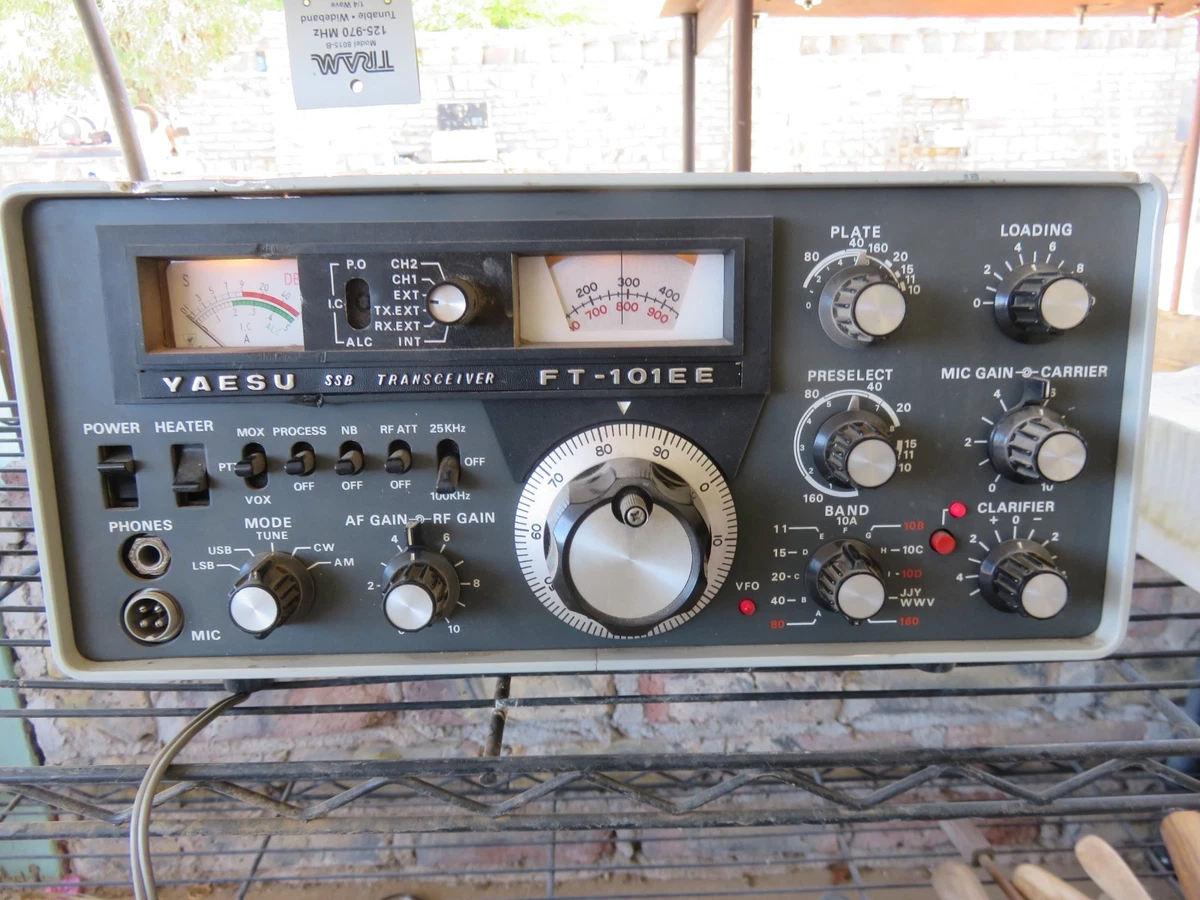 ヤエス　YAESU FT-101E 通電確認済み Yaesu FT-101E, Yaesu FT-101EE, Yaesu FT-101EX Transceiver