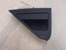 Porte arrière et accessoires Renault R6