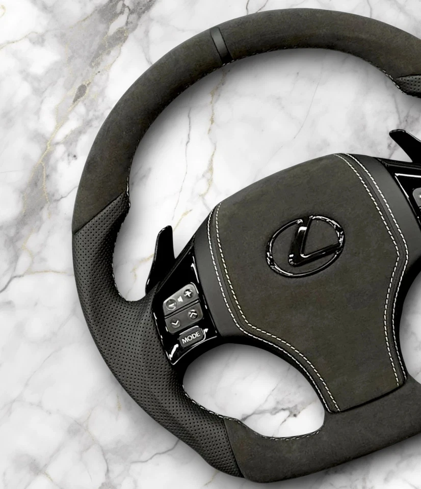 Volante personalizado Lexus IS250 IS350 IS F 2006-13 gamuza y cuero perforado Foto 4 de 4