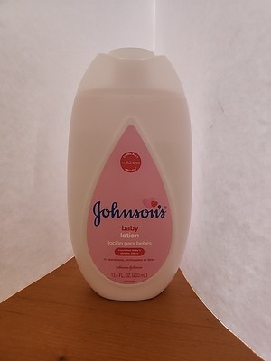 Johnson's Moisturizing Mild Pink Baby Lotion with Coconut Oil for Delicate Ba...
