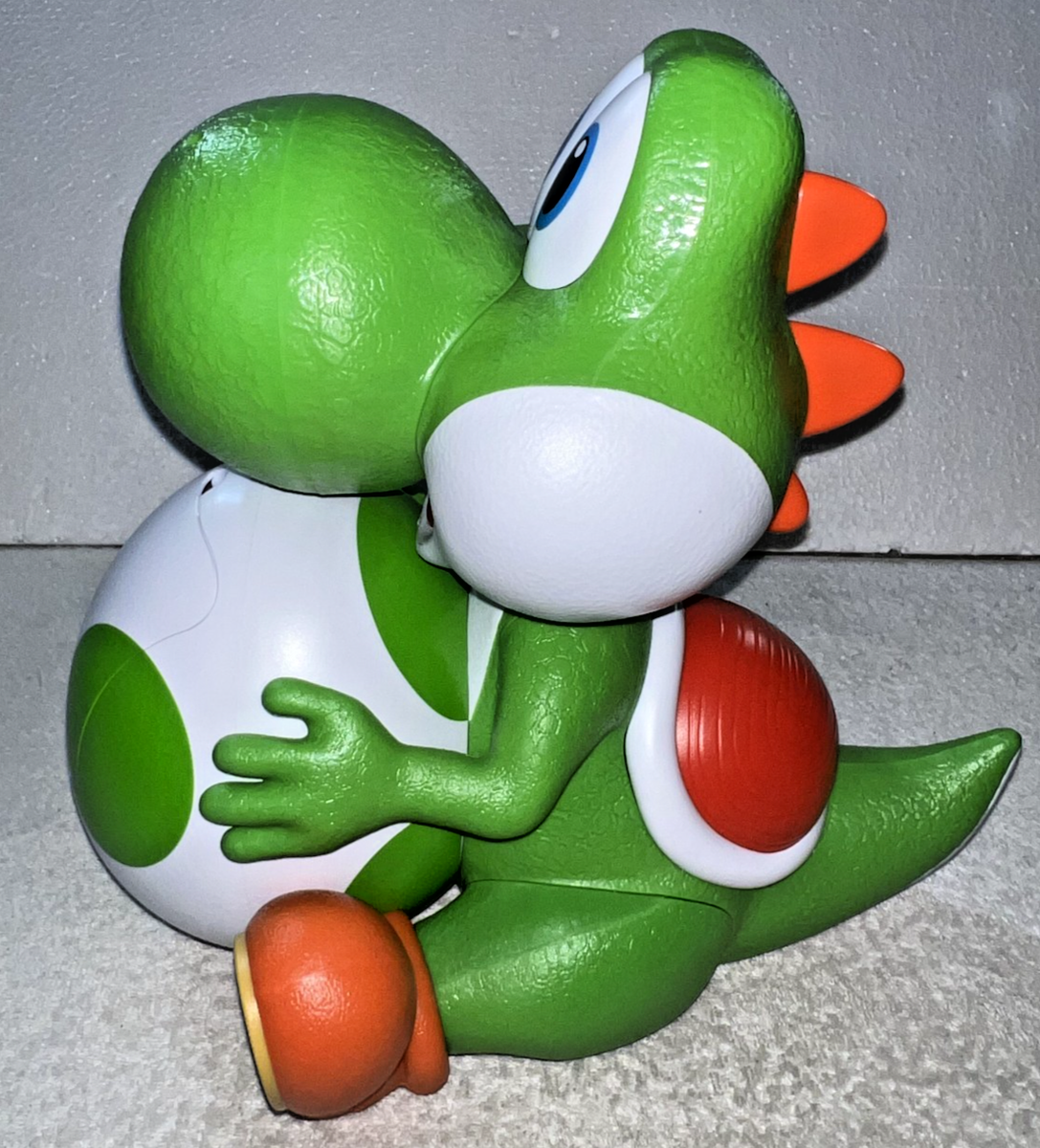 ミッキー　yoshi The Super Mario Galaxy Movie Yoshi Popcorn Bucket – Cinemark Shop