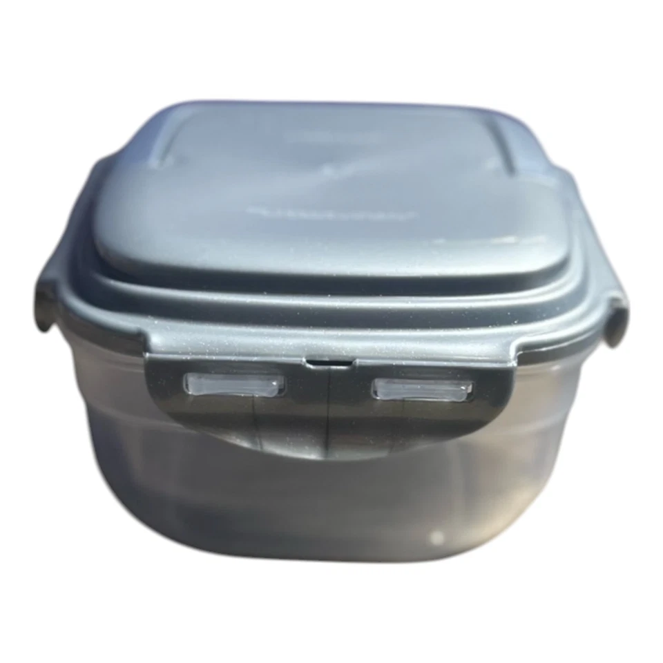 Lock & Lock Set of 4 Bowls Multi Color Christmas Holiday Gift Bags NWT - Image 4 of 4