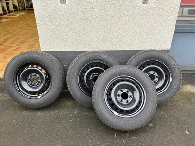 Sommerräder Goodyear 215 / 65 R 16 C 109 / 107 T auf Ford-Stahlfelge 6,5Jx16x50