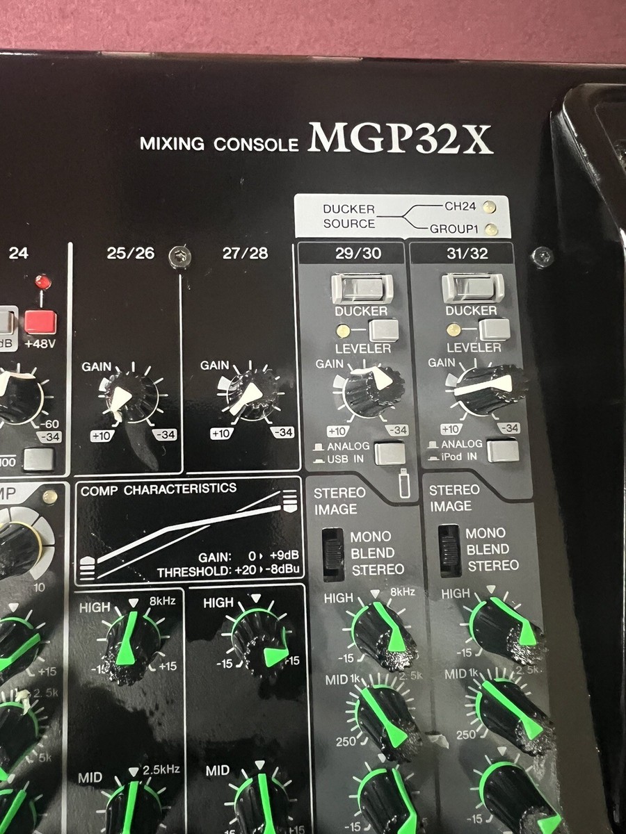 Black Yamaha MGP32x Mixing Console with Effects + Snake (32