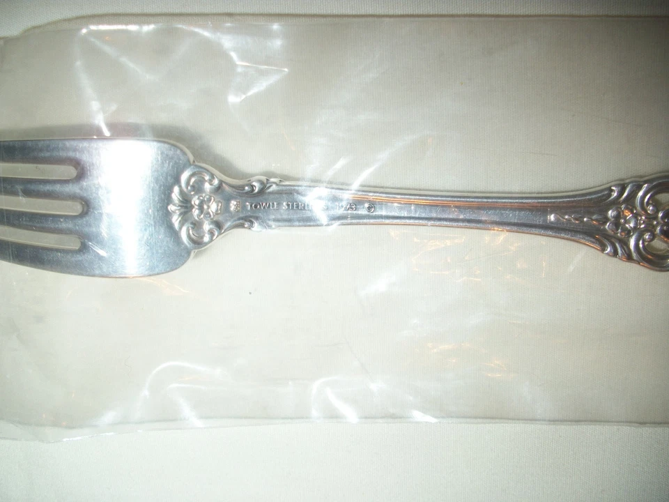 TOALLA PLATEROS GRAN DUQUESA PLATA ESTERLINA TENEDOR DE CENA 7 1/2" PULGADAS   Foto 4 de 4