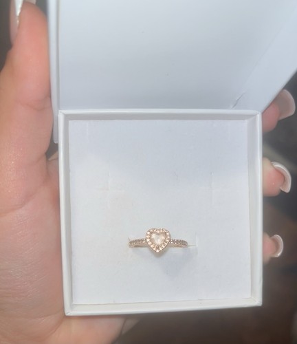 Pandora Sparkling Elevated Heart Ring