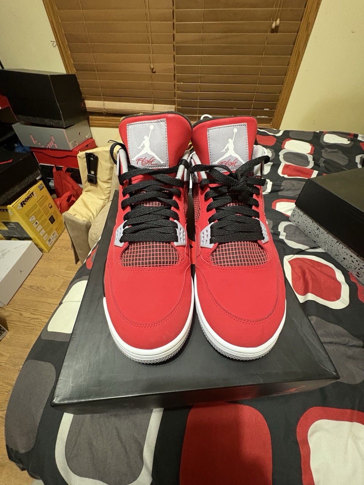 Nike Air Jordan 4 Retro Toro Bravo Mens RARE Sz 13.5  RARE thumbnail 3