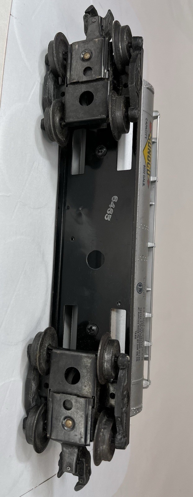 Lionel Postwar Sunoco 2 Dome Tank Car 6465 VERY GOOD+ W/ ORIGINAL BOX !