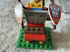 LEGO 6236 King Kahuka 1994 Islanders Complete w Manual Vintage