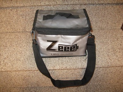Zeee Lipo Battery Fireproof Guard Large Capacity Safe Bag for Charge & Storage