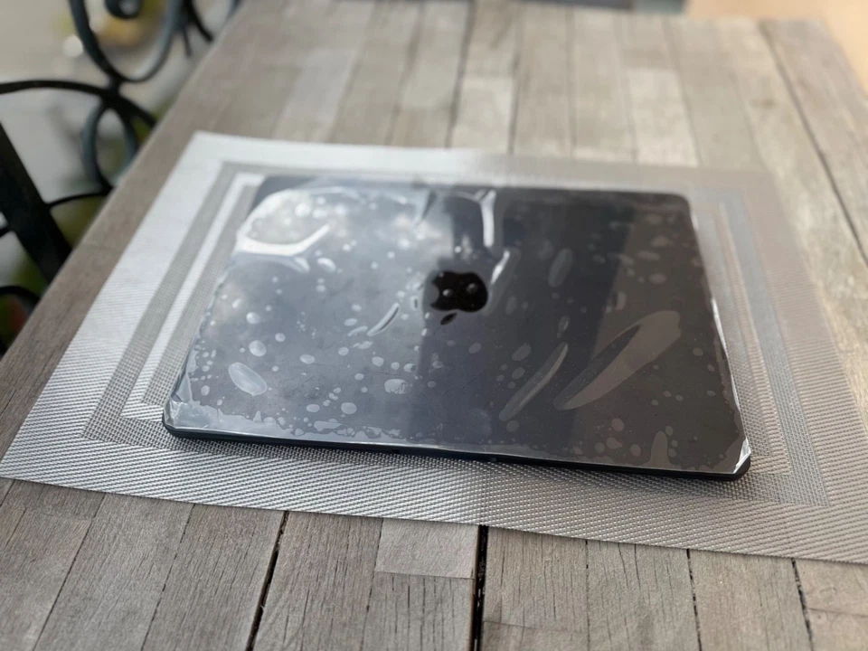 Apple MacBook Air 13" M2 · 16GB · 1TB, Foto 2 von 5