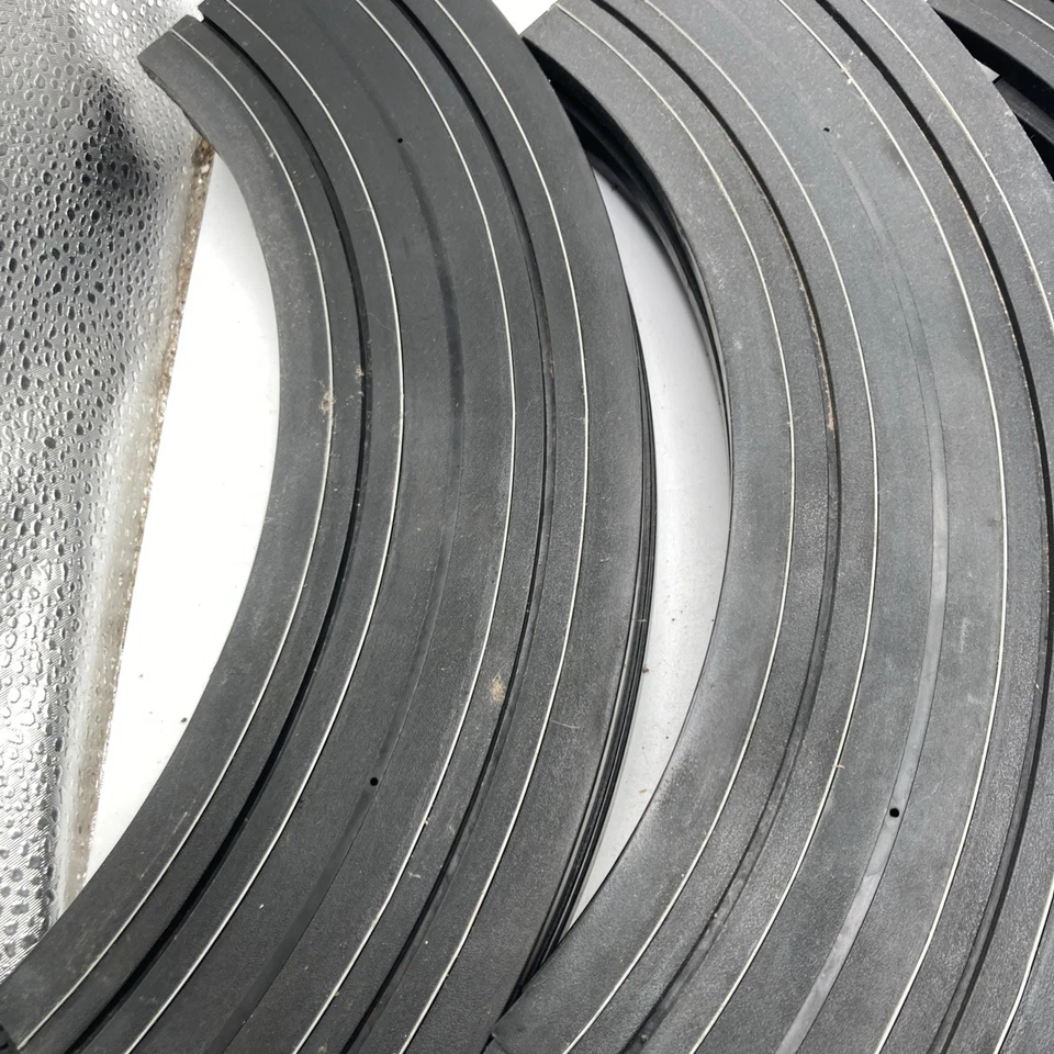 ¿Realista? Coche Ranura HO 9” Pista Curva. 14 piezas. Foto 3 de 4