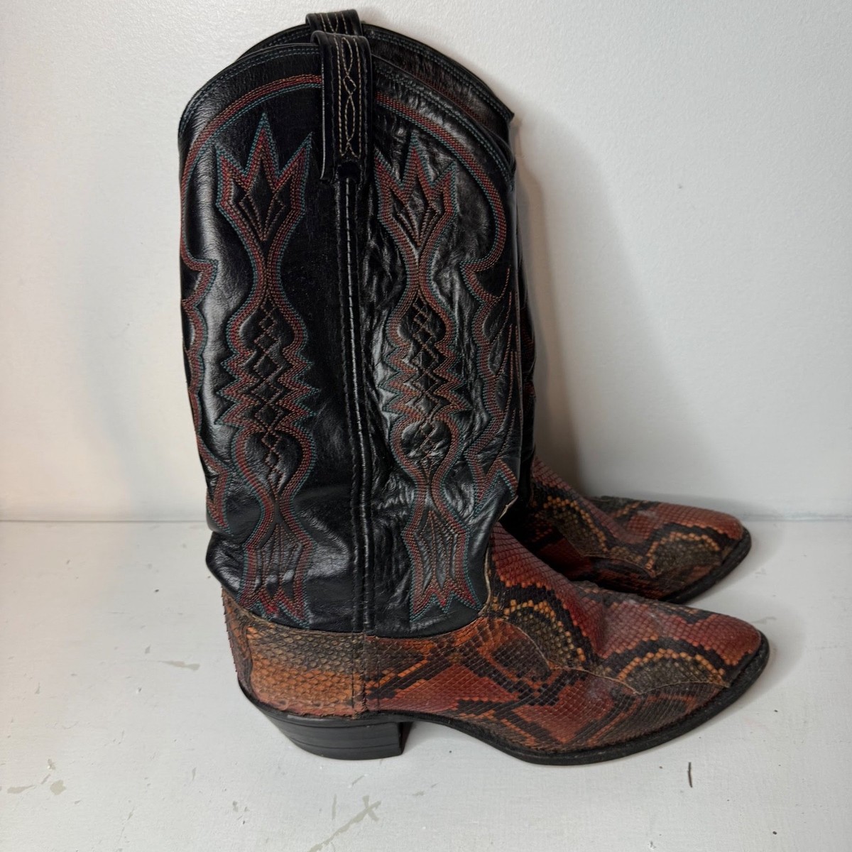 Vintage 90s Dan Post Genuine Python Cowboy Boots Mens 9D Red Black Dan Post Men main image 2