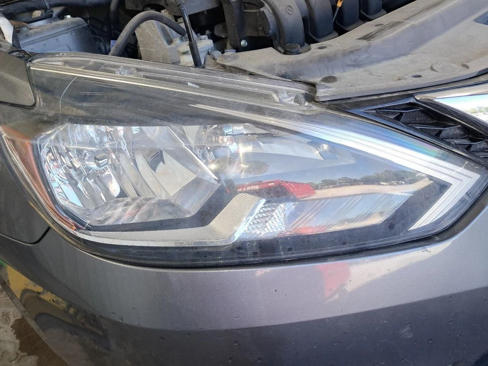 2017 Nissan Sentra Left Front Door Trim Panel Black OEM Used 442096 Foto 4 de 4