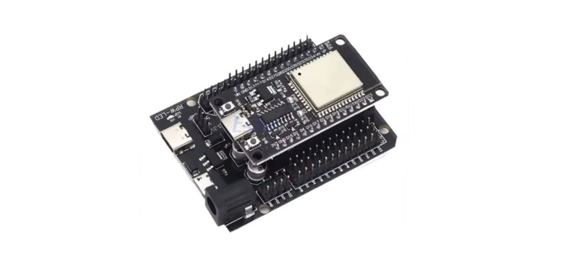 ESP32 Development Board USB‑C, CH340C + Expansion Board – WIFI & Bluetooth