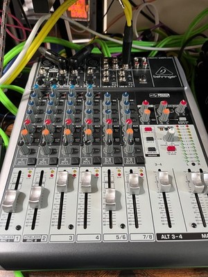 Behringer Xenyx 1204USB Mischpult
