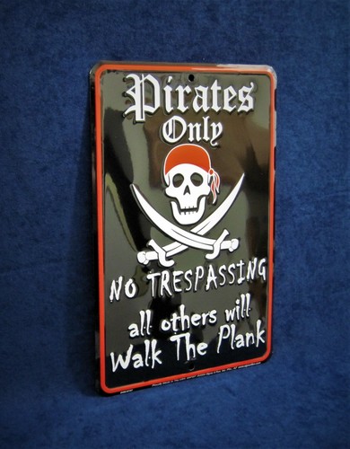 Avviso SOLO PIRATI - *MADE IN USA* Insegna in rilievo - Uomo Caverna Garage Bar Decorazione Parete - Foto 2 di 9