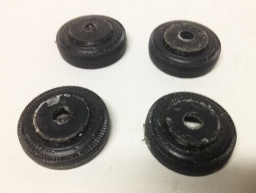 Vintage Junkyard Parts- 1:24 Scale Hubley Tires & 2 Wheel Backs - c. 1961 - Picture 4 of 4