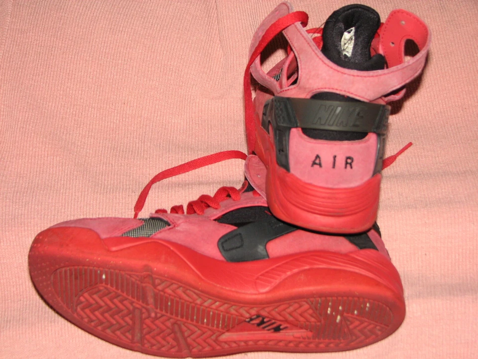 Nike Huarache, foto 2 di 2