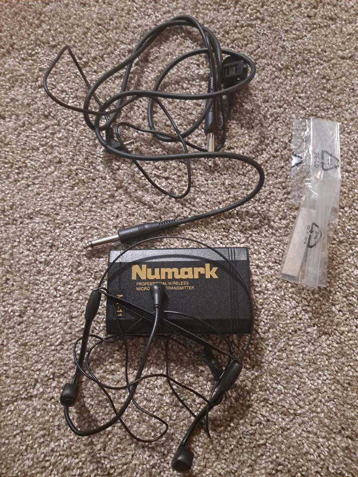 Micrófonos inalámbricos Numark WS-31BP de un solo canal sin diversidad Foto 3 de 3