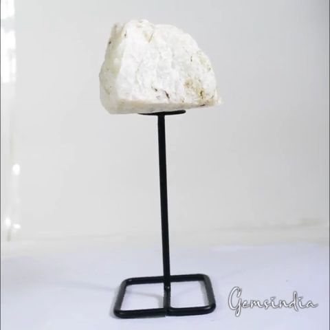 Enorme espécimen mineral de cristal de berilo áspero sin tratar natural de 1780 quilates gema de roca - Vídeo 1 de 1