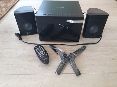 SAMSUNG -MM-E320 Home Audio Minisystem