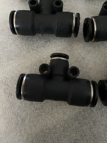 PNEUMATIC Air Fittings Push To Connect Fittings 3/8'' x 1/4'' x 3/8 Inch 5 Pc. - Picture 1 of 9