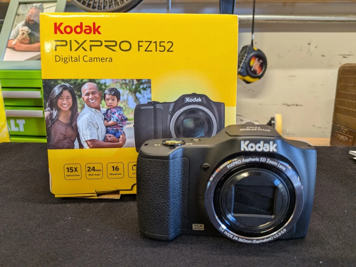 Kodak コダック PIXPRO FZ152 RED Kodak PIXPRO FZ152 Compact Digital Camera, 16MP, 15X Optical Zoom