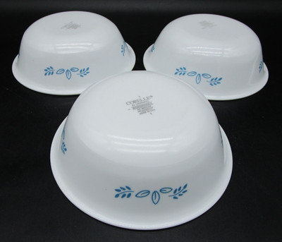 Corning CORELLE Subtle Blue Pattern Leaf Floral 6 ¼  Soup Cereal Bowls Lot of 3