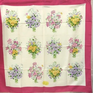 Gucci Foulard 100% Soie Motif Floral Made in Italy Gucci Occasion Rose