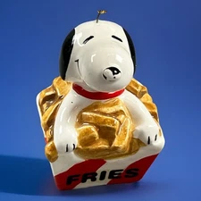 Vtg Peanuts - Snoopy In Box Of Fries Christmas Ornament Junk Food Series Japan