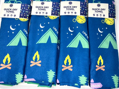 Quick-Dry Towel   Camping Tent & Campfire Print   72.5  Life is Good Great Gift