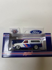 M2 Machines - 1995 Ford Ranger With Camper Shell - M2 Truckin - Lowrider M2 Machines - 1995 Ford Ranger With Camper Shell - M2 Truckin - Lowrider