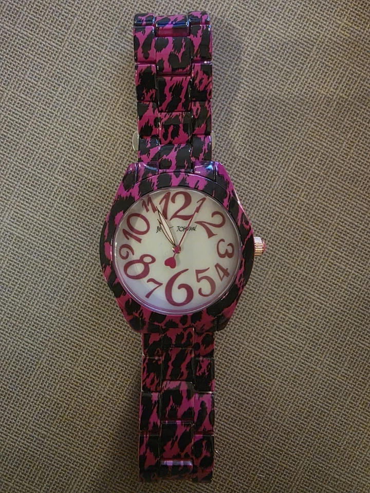 Betsey Johnson Watch Set Betsy Blue Floral Ceramic /  Pink Cheetah Leopard  - Image 4 of 4