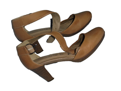 Tamaris Riemchen Hiegh Heels hohe Absätze Gr 36 Schuhe Pumps