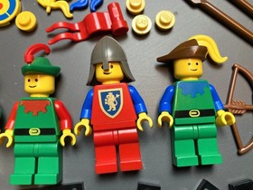 Lego 6077 Forestmen's River Fortress - 100% Build Complete No Box, Instr 