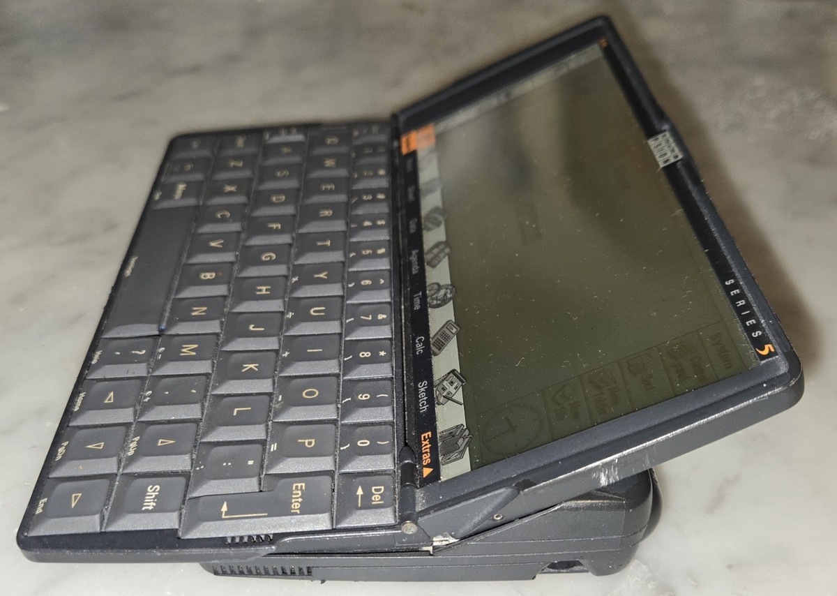 ジャンク　Psion Series 5 ハンドヘルドコンピュータ Psion Series 5 - Vintage handheld computer - RARE - Works Well | eBay