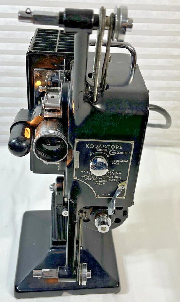 Proyector de películas KODAK Kodascope Modelo G Serie II 16 mm hecho en Rochester NY Foto 4 de 4