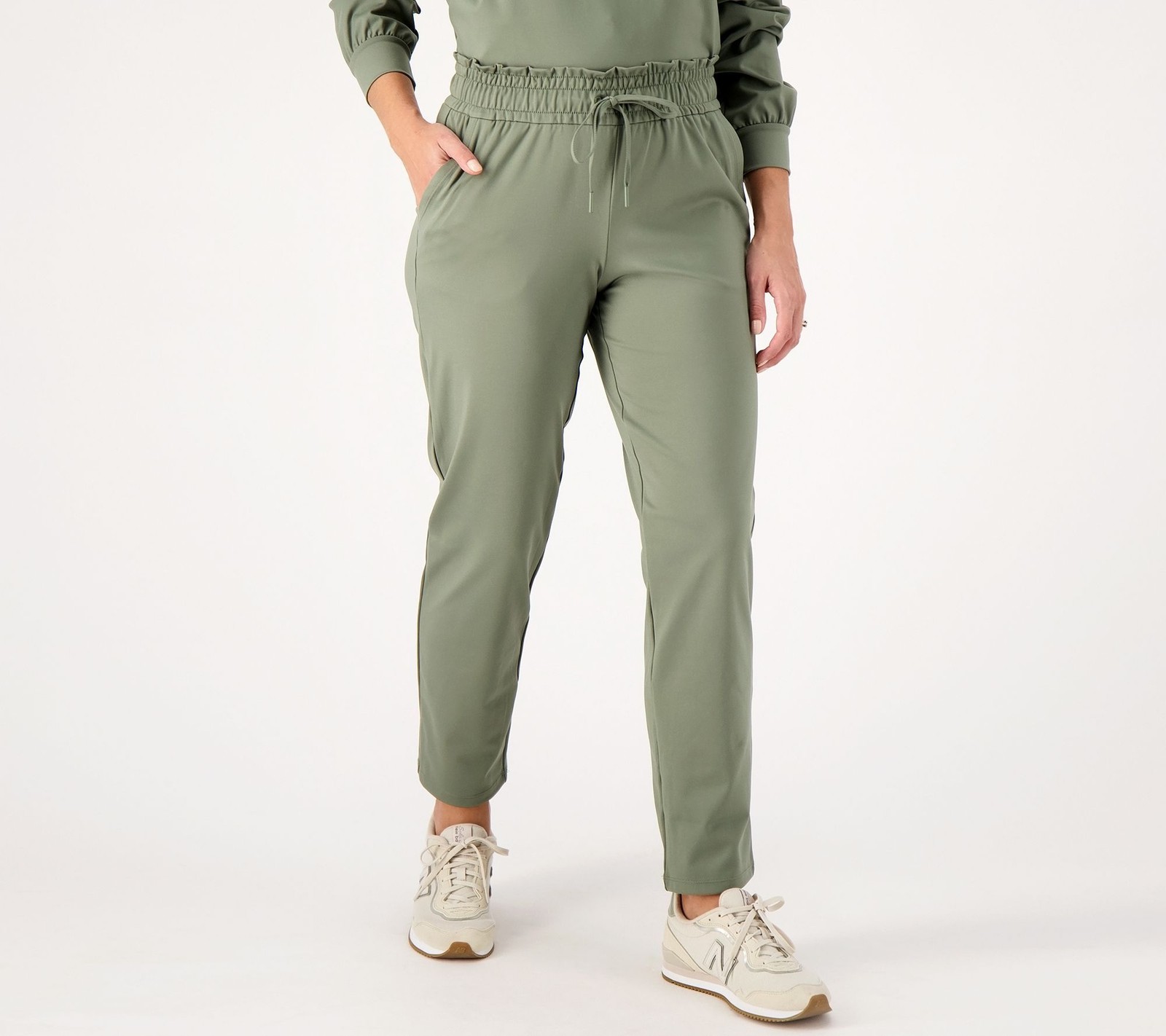 zuda Women's Pants Sz 2XS (XXS) Z-Move Tapered Pant with Comfort Green A569405